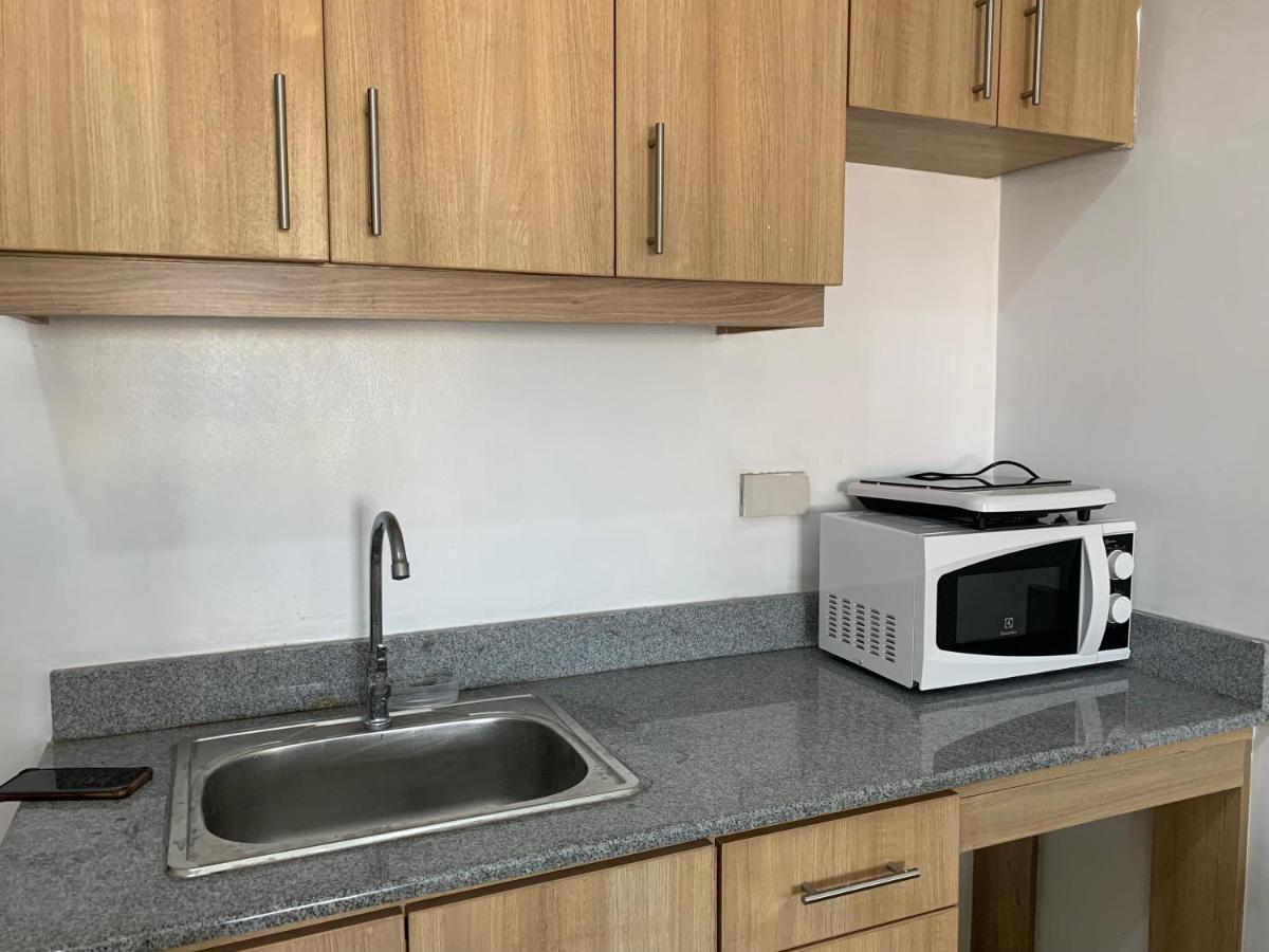 Luxanos Condo Place- San Marino 세부 외부 사진