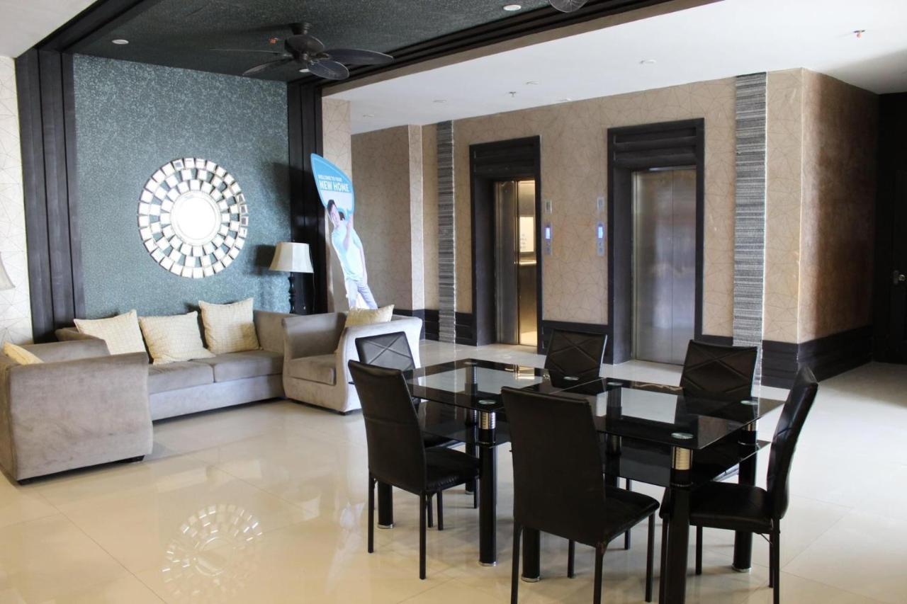 Luxanos Condo Place- San Marino 세부 외부 사진