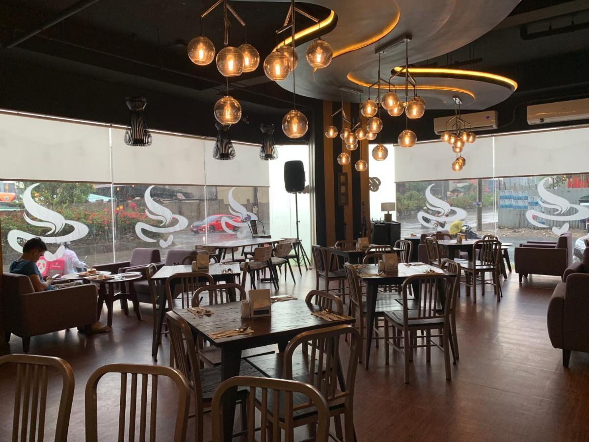 Luxanos Condo Place- San Marino 세부 외부 사진